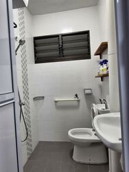 Blk 210 Bedok Town Centre (Bedok), HDB 3 Rooms #586670311